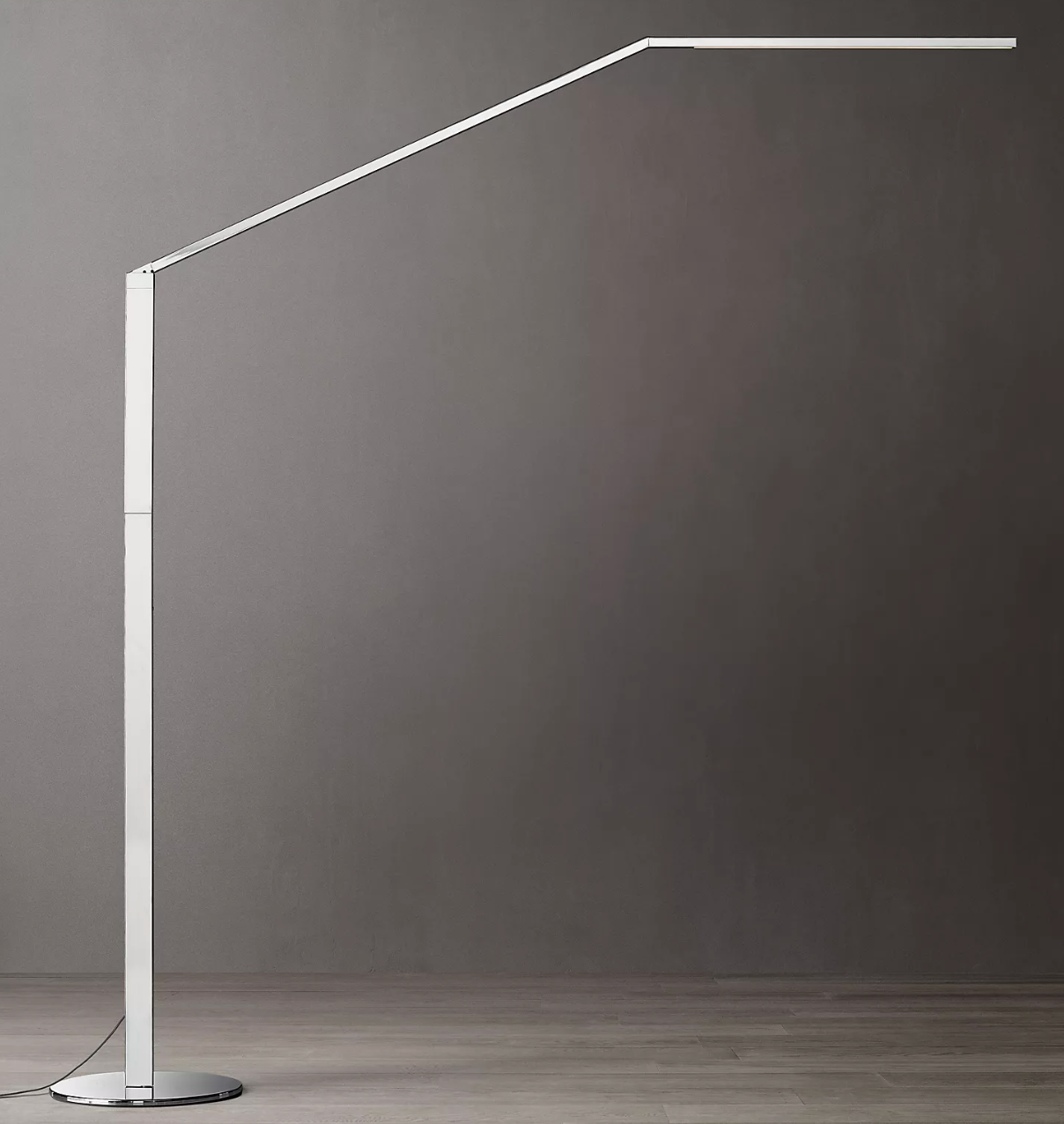 Grande Floor Lamp